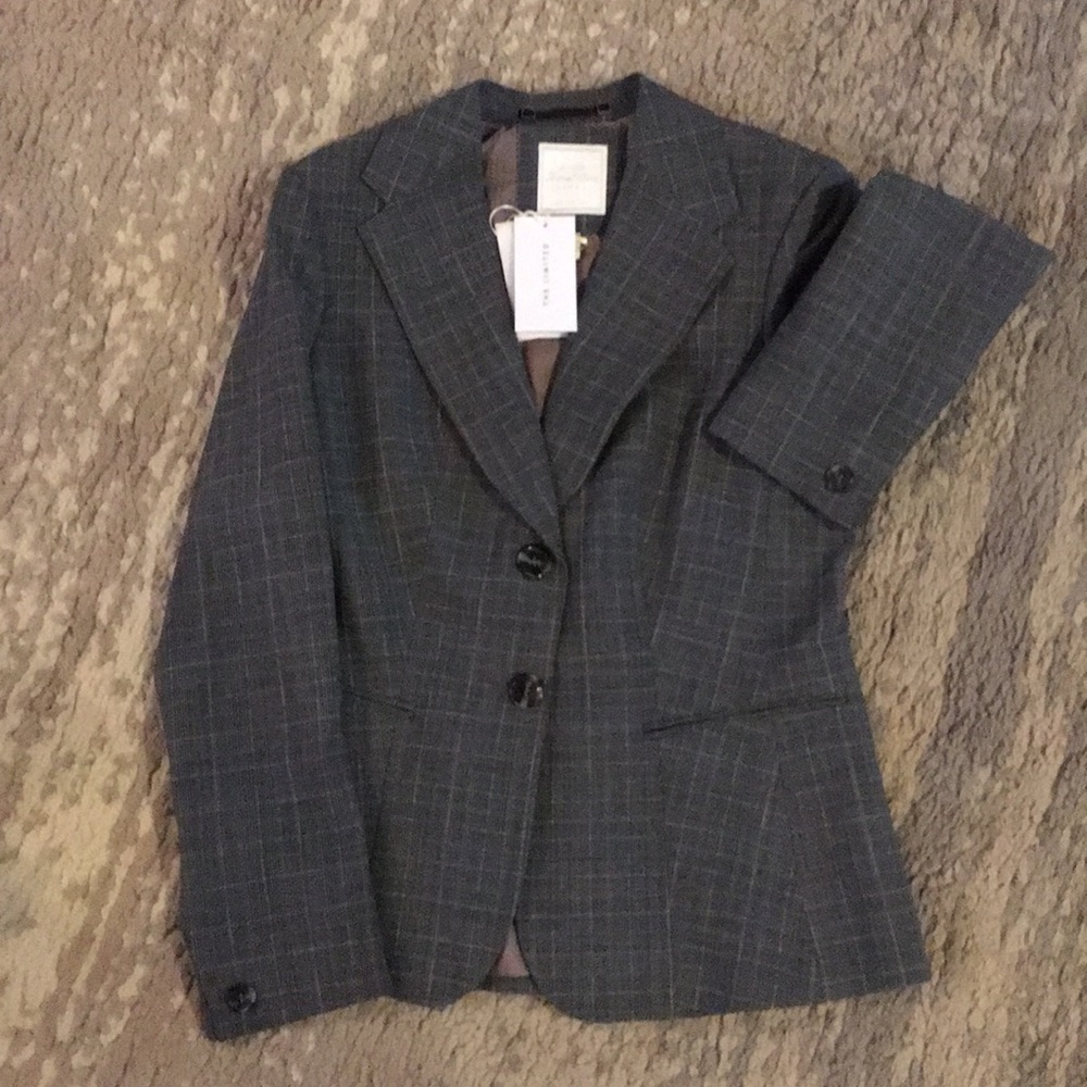 The limited travel suit